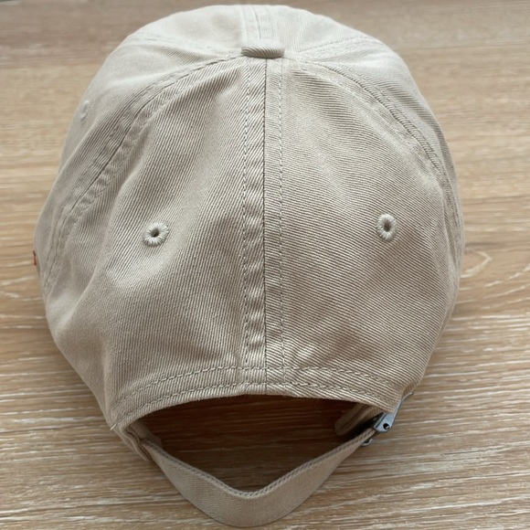 Origins spf club baseball cap with adjustable strap - Picture 3 of 5